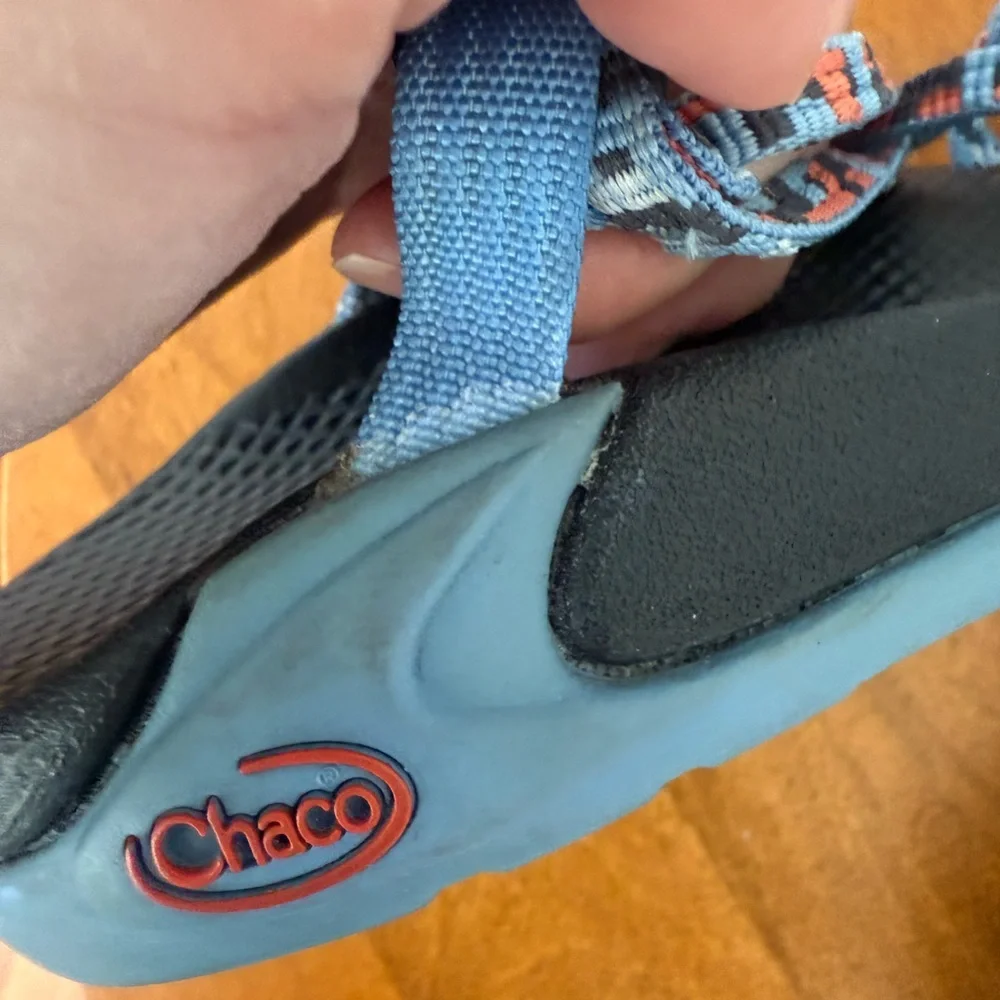 Chaco Zong x Eclipse Multi-Color Strappy Sandals, Size 6 hiking outdoor